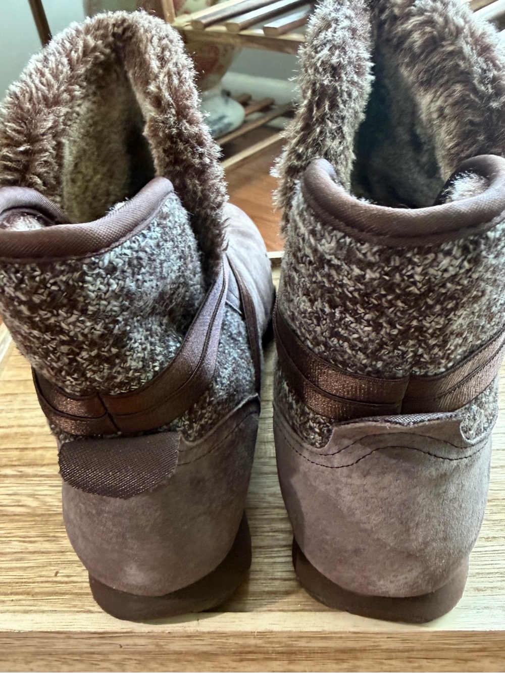 Skechers Relaxed Fit Air-Cooled Memory Foam Boots Charcoal Gray / Brown Sz 9 - Picture 2 of 6